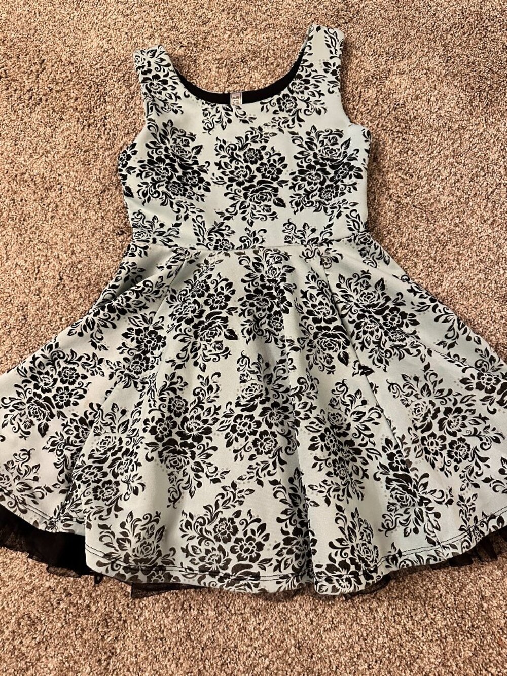 Beautees Girls size 7 sleeveless dress pale teal black flowers, full skirt